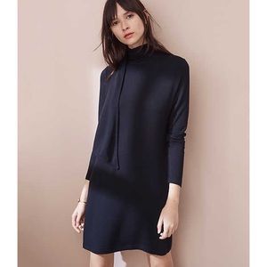 Lou & Grey Signaturesoft Turtleneck Scarf Dress